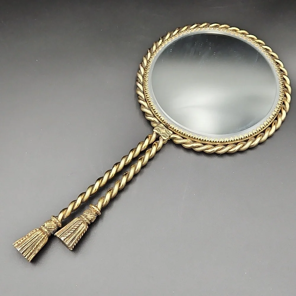 🪞 Vintage Stylebuilt Handheld Vanity Mirror 🪞